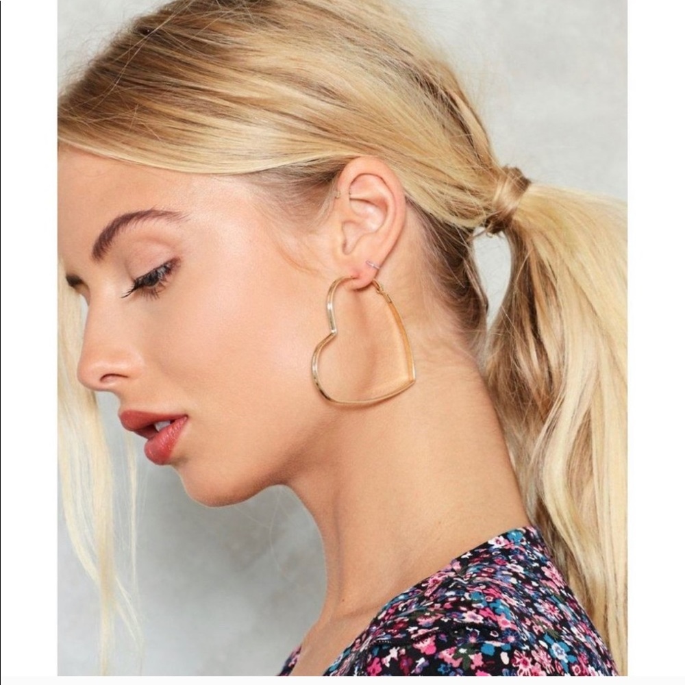 Nasty Gal Heart Hoops